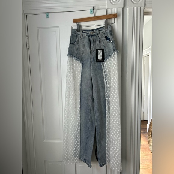 NWT PRETTY LITTLE THING Jeans - Picture 7 of 10